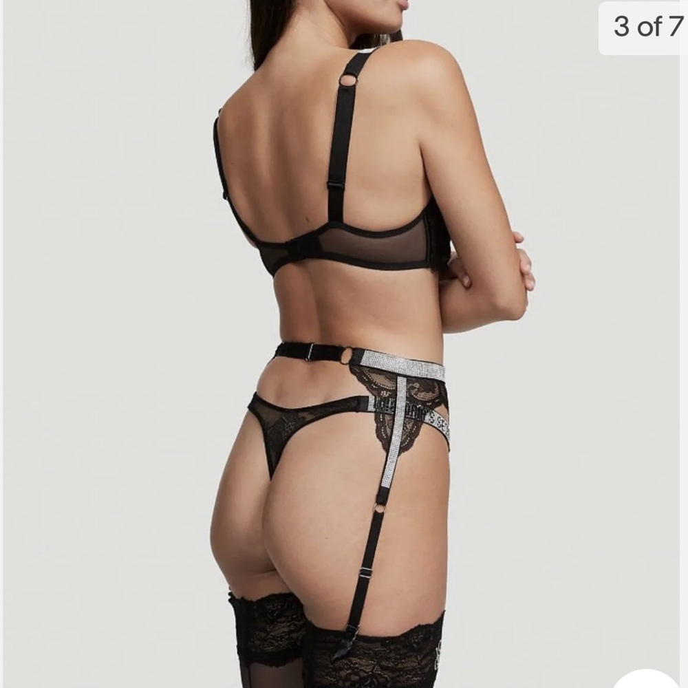 Victoria’s Secret Very Sexy Shine Strap Lace Garter Belt - Picture 4 of 10